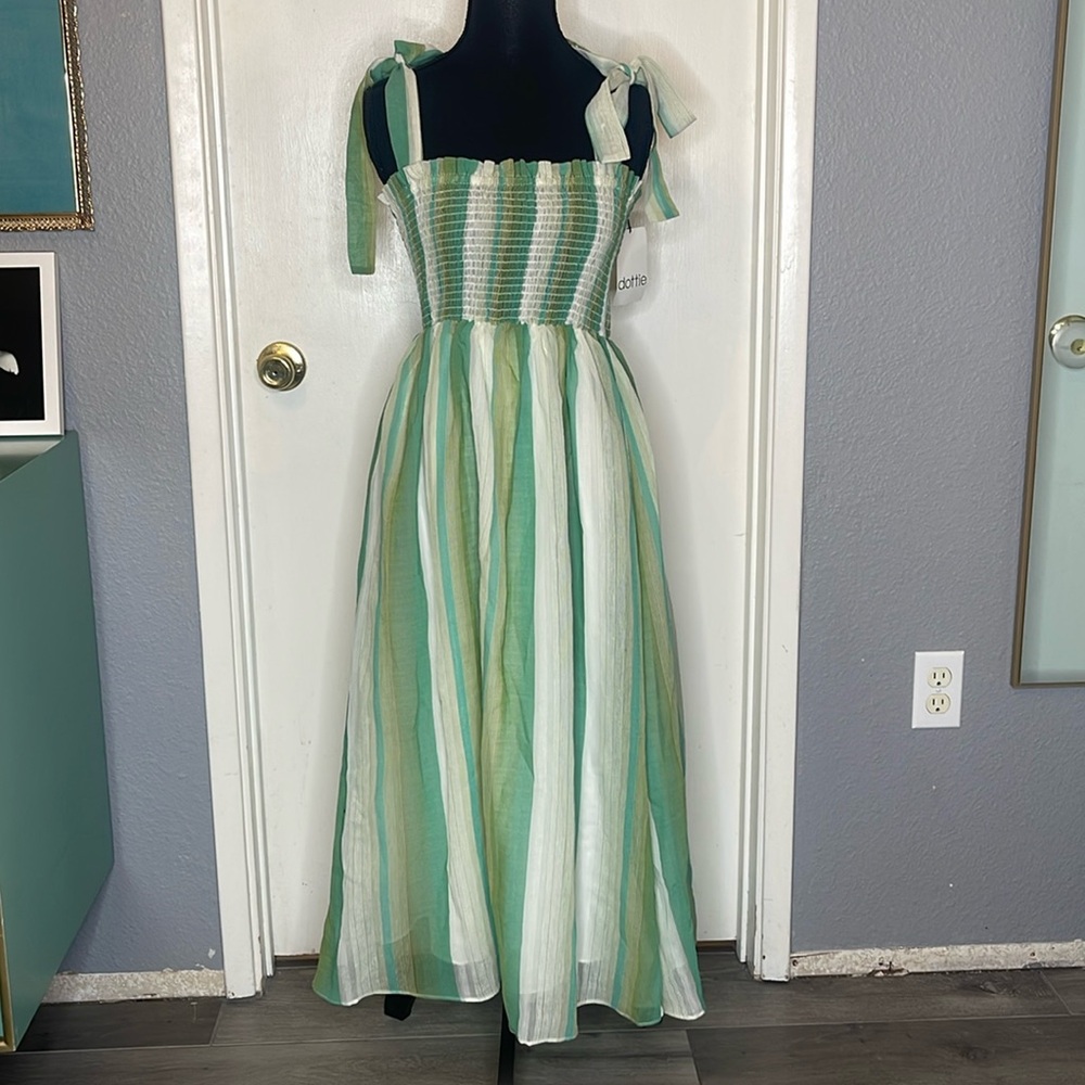 Dottie Green White midi Dress bow tie details smocked bust Size small